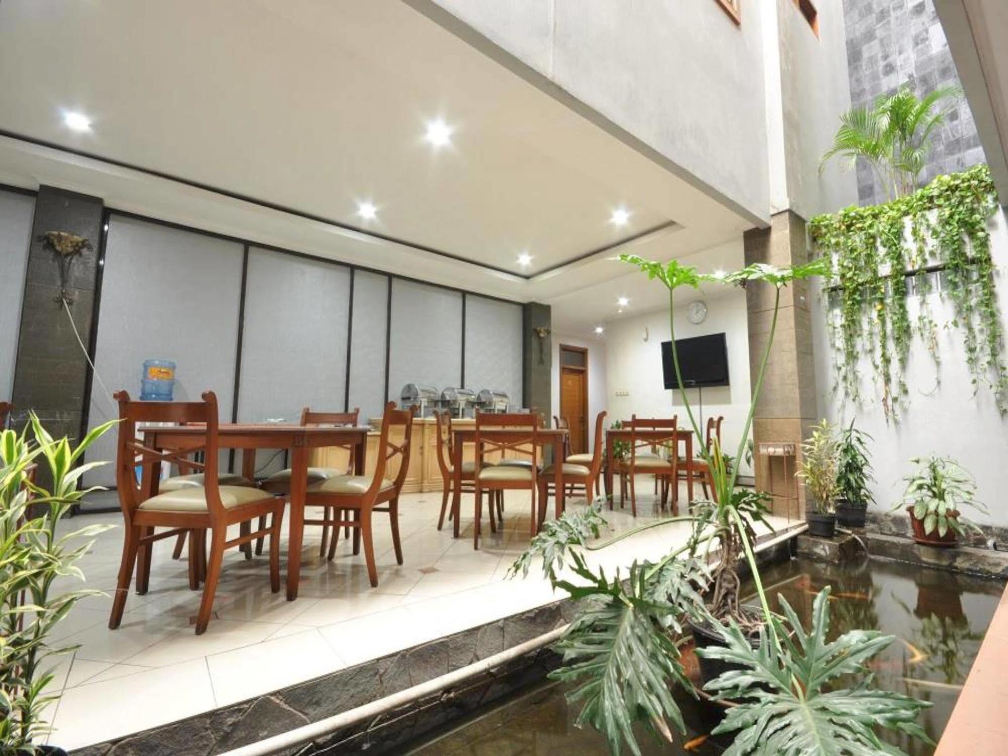 Caryota Hotel Bandung Exterior foto